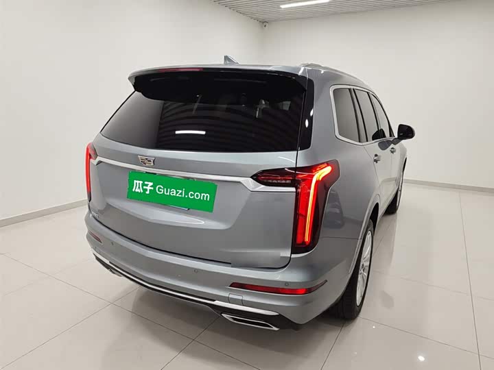Cadillac XT6 2025 2025款 2.0T 六座四驱豪华行政经典版