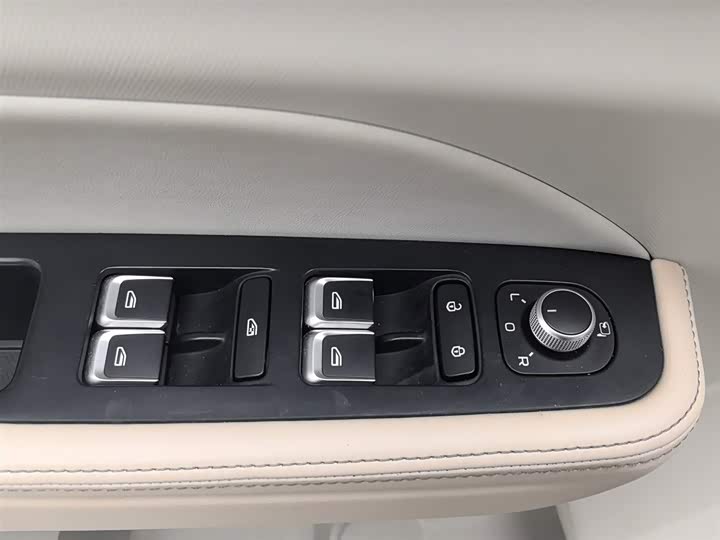 Geely Icon 2023 2023款 1.5TD 巧克力醇巧版