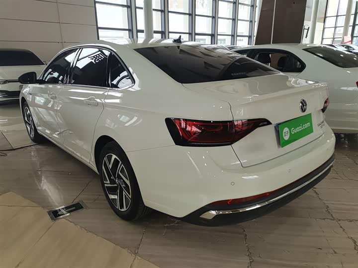 Volkswagen Sagitar L 2025 2025款 300TSI DSG飞越版