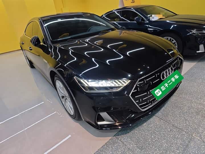 Zdjęcie 4 - Audi A7L