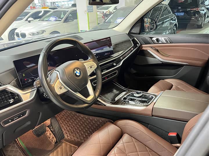 BMW X7 2023 2023款 xDrive40i 领先型豪华套装
