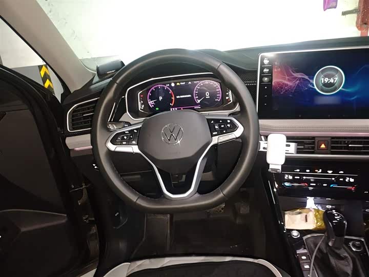 Volkswagen Tayron 2024 2024款 300TSI 两驱豪华Plus进阶版