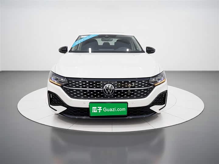 Фото 3 - Volkswagen Lavida