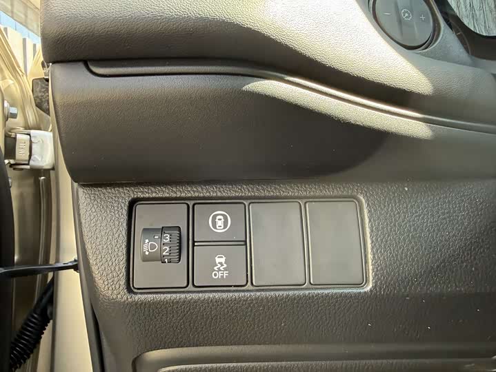Фото 5 - Honda XR-V