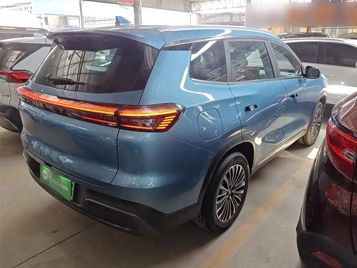 2025 Chery Tiggo 8 Plus C-DM