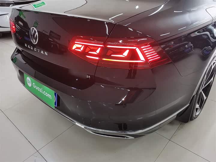 Volkswagen Magotan 2026 2026款 3000万辆甄选款 380TSI DSG豪华型