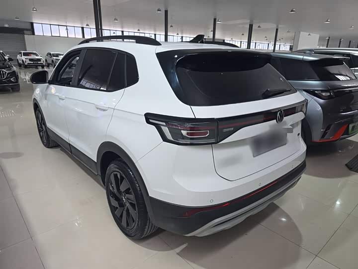 Volkswagen Tharu 2025 2025款 新锐 1.5L 锐意版