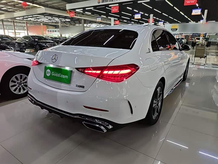 Фото 7 - Mercedes-Benz C-Class