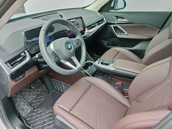 Zdjęcie 6 - BMW X1