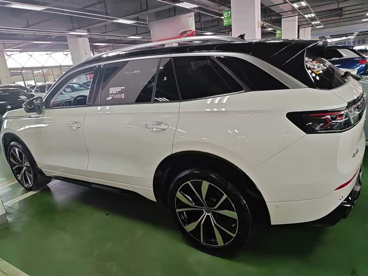 Volkswagen Tavendor 2023 2023款 380TSI 四驱R-Line首发版