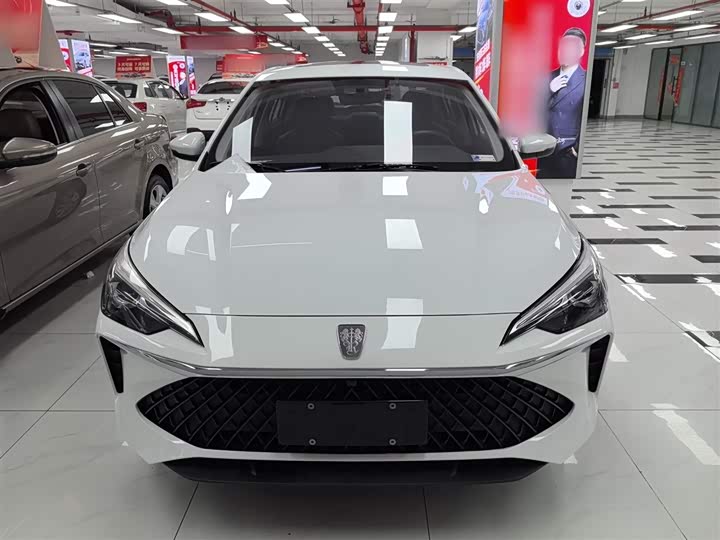 Фото 3 - Roewe i5