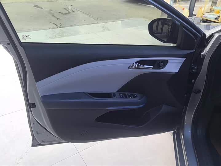Chevrolet Monza 2023 2023款 1.5L 双离合WOW惠享版
