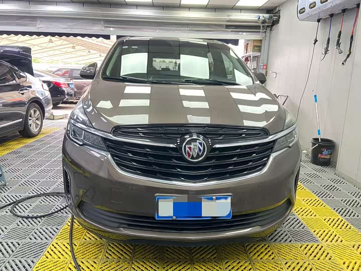 Фото 4 - Buick GL8 ES