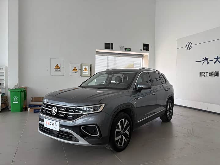 Фото 1 - Volkswagen Tayron