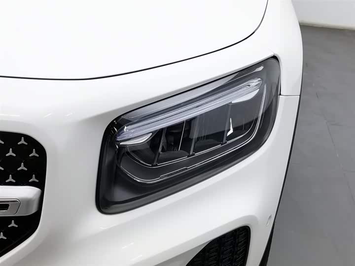 Mercedes-Benz GLB-Class 2024 2024款 GLB 220 时尚型