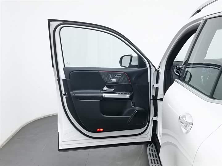 Mercedes-Benz GLB-Class 2024 2024款 GLB 220 时尚型