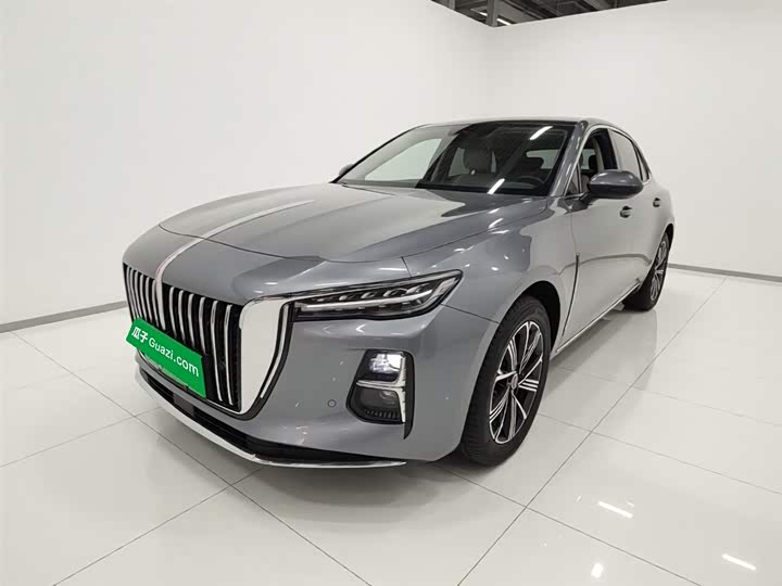 2025 Hongqi H5 Hybrid