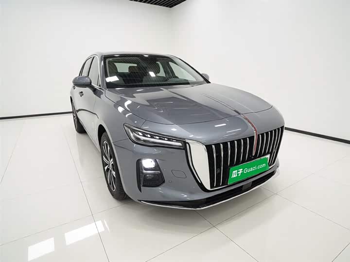 2025 Hongqi H5 Hybrid