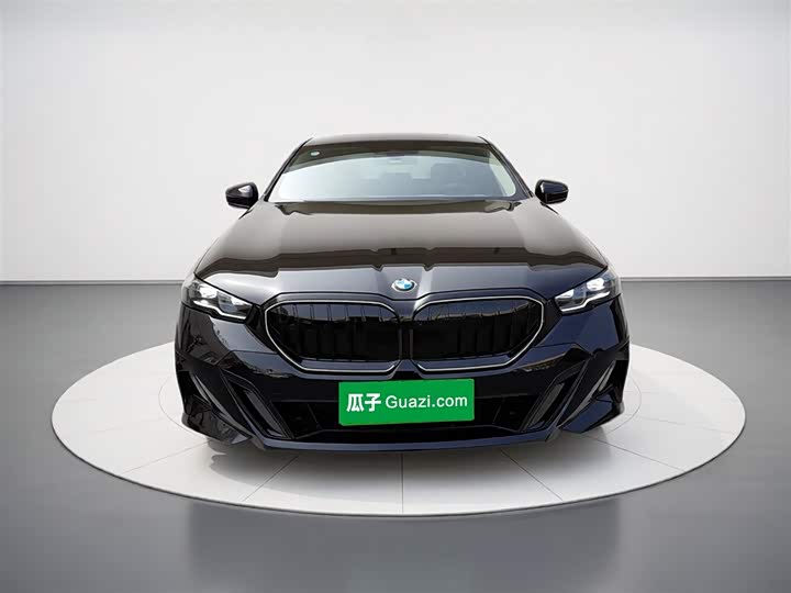 BMW 5 Series 2026 2026款 530Li 尊享型 M运动套装