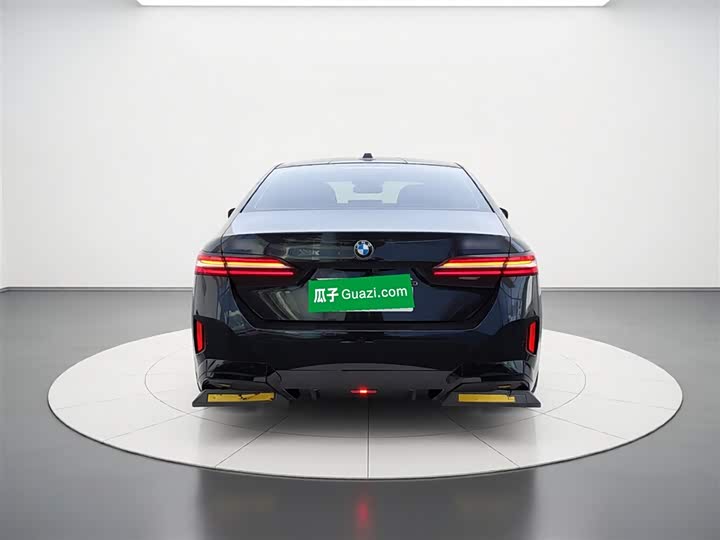BMW 5 Series 2026 2026款 530Li 尊享型 M运动套装