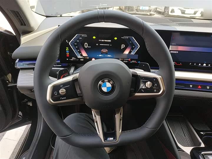 BMW 5 Series 2026 2026款 530Li 尊享型 M运动套装