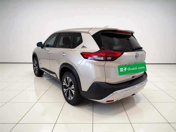 Фото 5 - Nissan X-Trail