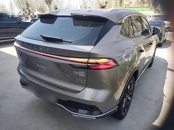 Фото 7 - Roewe RX5