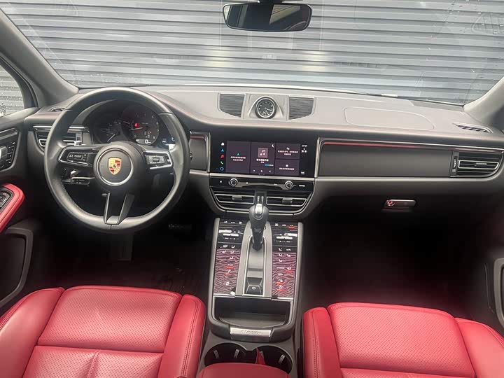 Porsche Macan 2025 2025款 Macan 2.0T 逐梦版