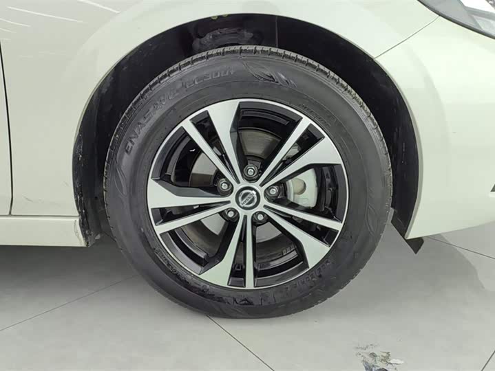 Zdjęcie 6 - Nissan Sylphy