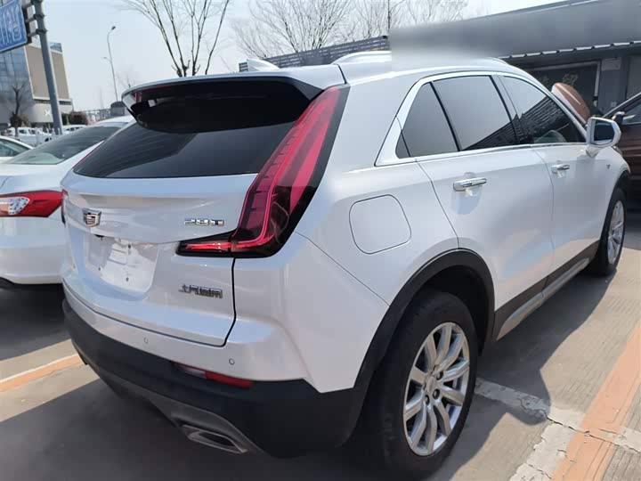 Фото 5 - Cadillac XT4