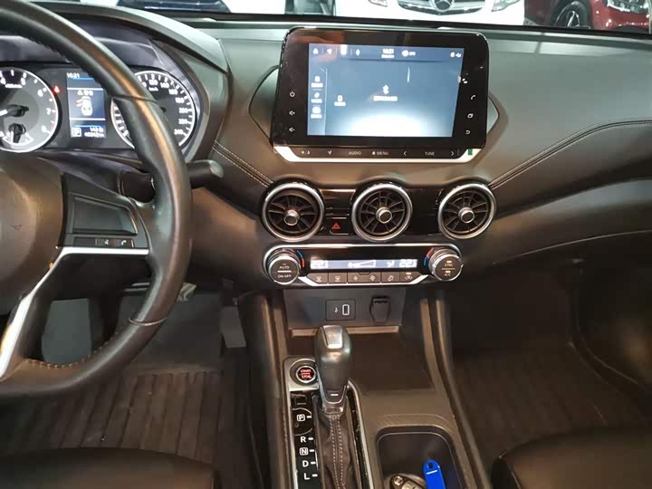 Zdjęcie 9 - Nissan Sylphy