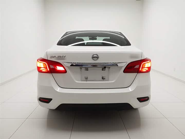 Zdjęcie 4 - Nissan Sylphy