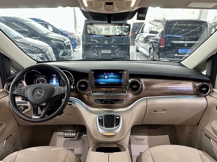 Mercedes-Benz V-Class 2022 2022款 V 260 L 长轴距豪华版