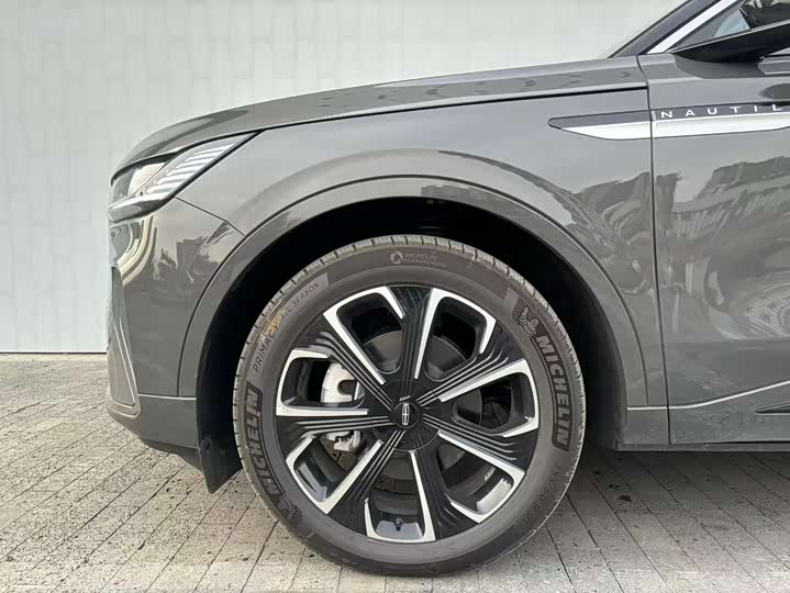 Lincoln Nautilus 2026 2026款 2.0T 四驱尊睿混动版
