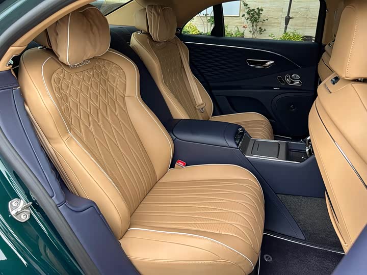 Bentley Flying Spur 2024 2024款 4.0T V8 Mulliner