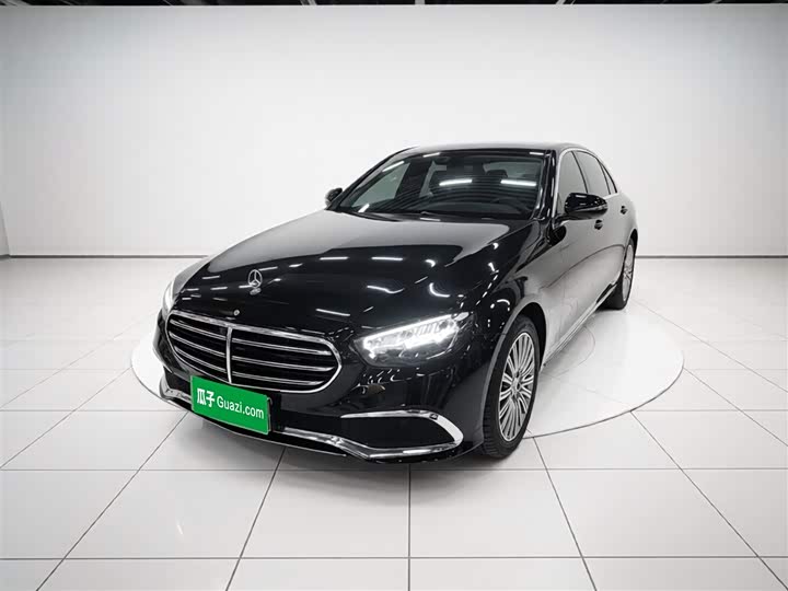 Фото 2 - Mercedes-Benz E-Class
