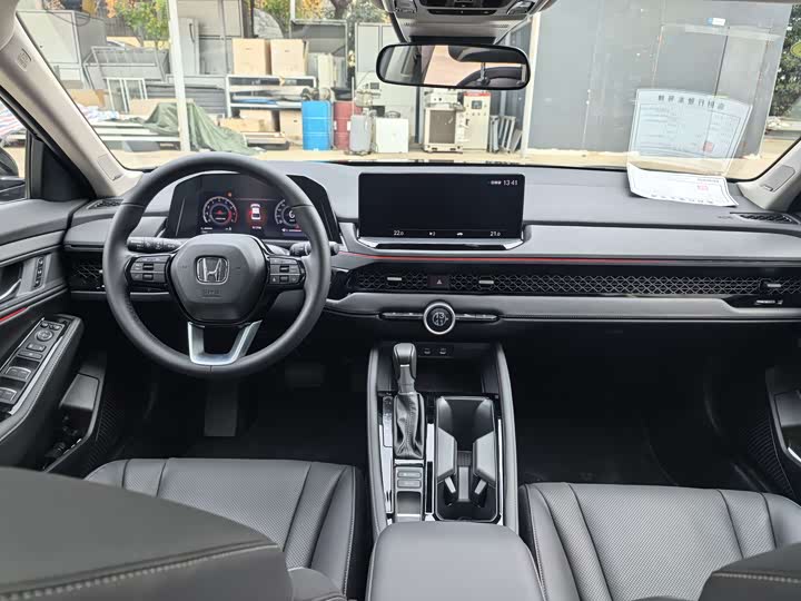 Honda Accord 2025 2025款 运动系列 260TURBO 舒适版