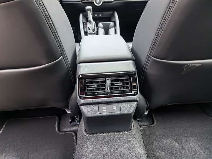 Honda Accord 2025 2025款 运动系列 260TURBO 舒适版