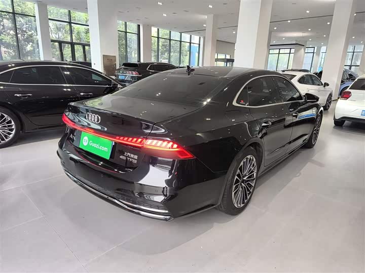 Zdjęcie 7 - Audi A7L