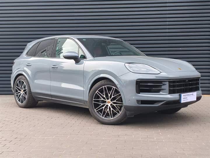 2025 Porsche Cayenne