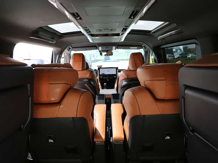 Toyota Alphard 2025 2025款 双擎 2.5L 臻享黄金版