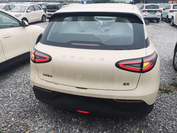 Фото 6 - Geely Galaxy Geome