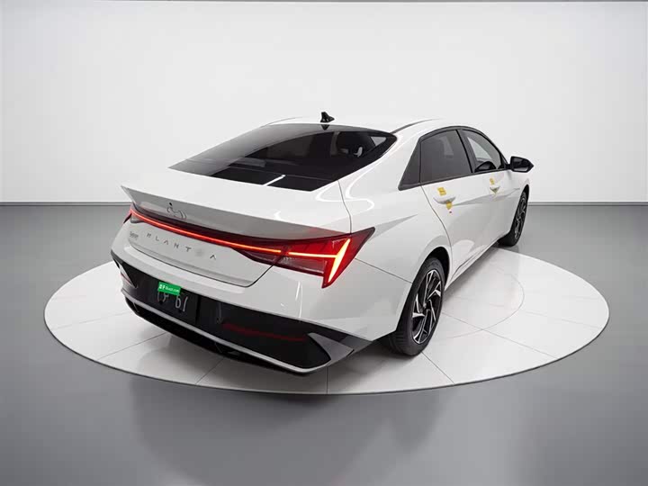 Hyundai Elantra N line 2023 2023款 1.5L CVT LUX尊贵版