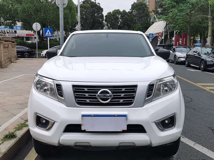Nissan Navara 2021 2021款 2.5L 手动两驱舒适型QR25