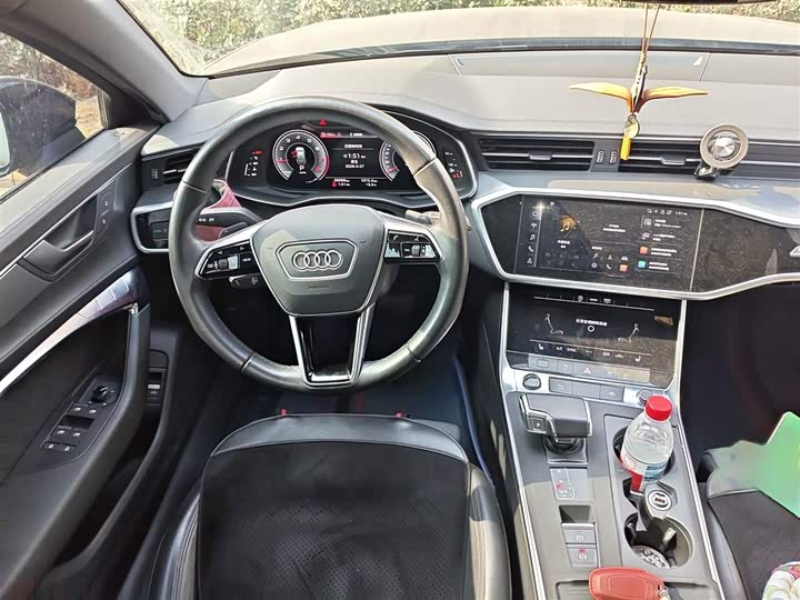 Audi A6 2022 2022款 Avant 先锋派 45 TFSI 臻选动感型