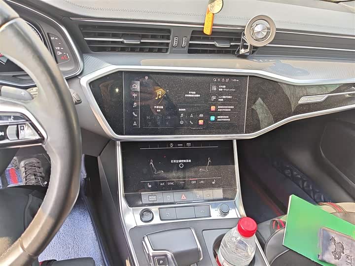 Audi A6 2022 2022款 Avant 先锋派 45 TFSI 臻选动感型