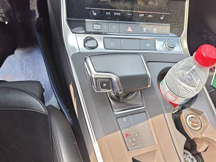 Audi A6 2022 2022款 Avant 先锋派 45 TFSI 臻选动感型