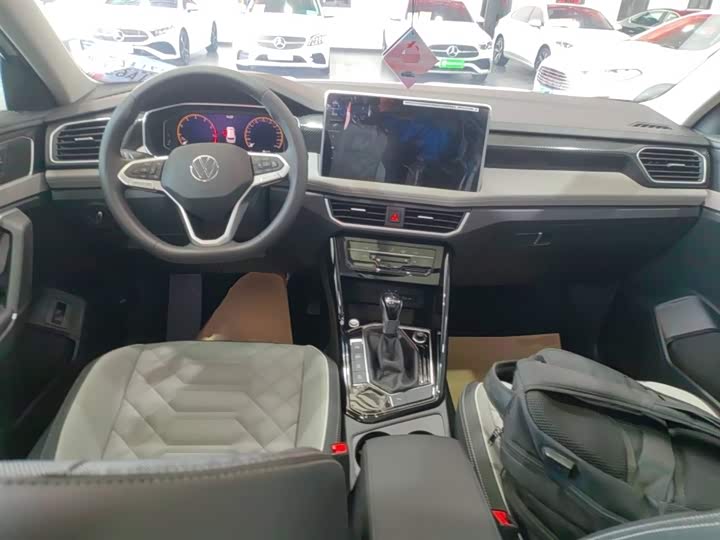 صورة 6 - Volkswagen Tayron
