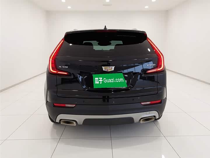 Фото 4 - Cadillac XT4