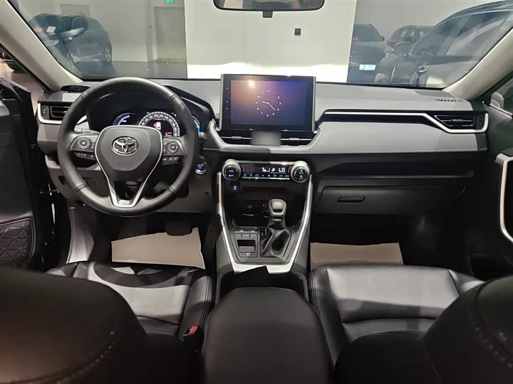 Toyota RAV4 2021 2021款 改款 双擎 2.5L E-CVT两驱精英版